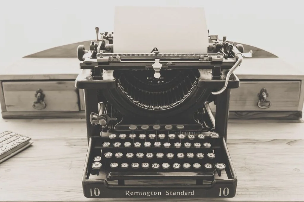 typewriter-dactylographie